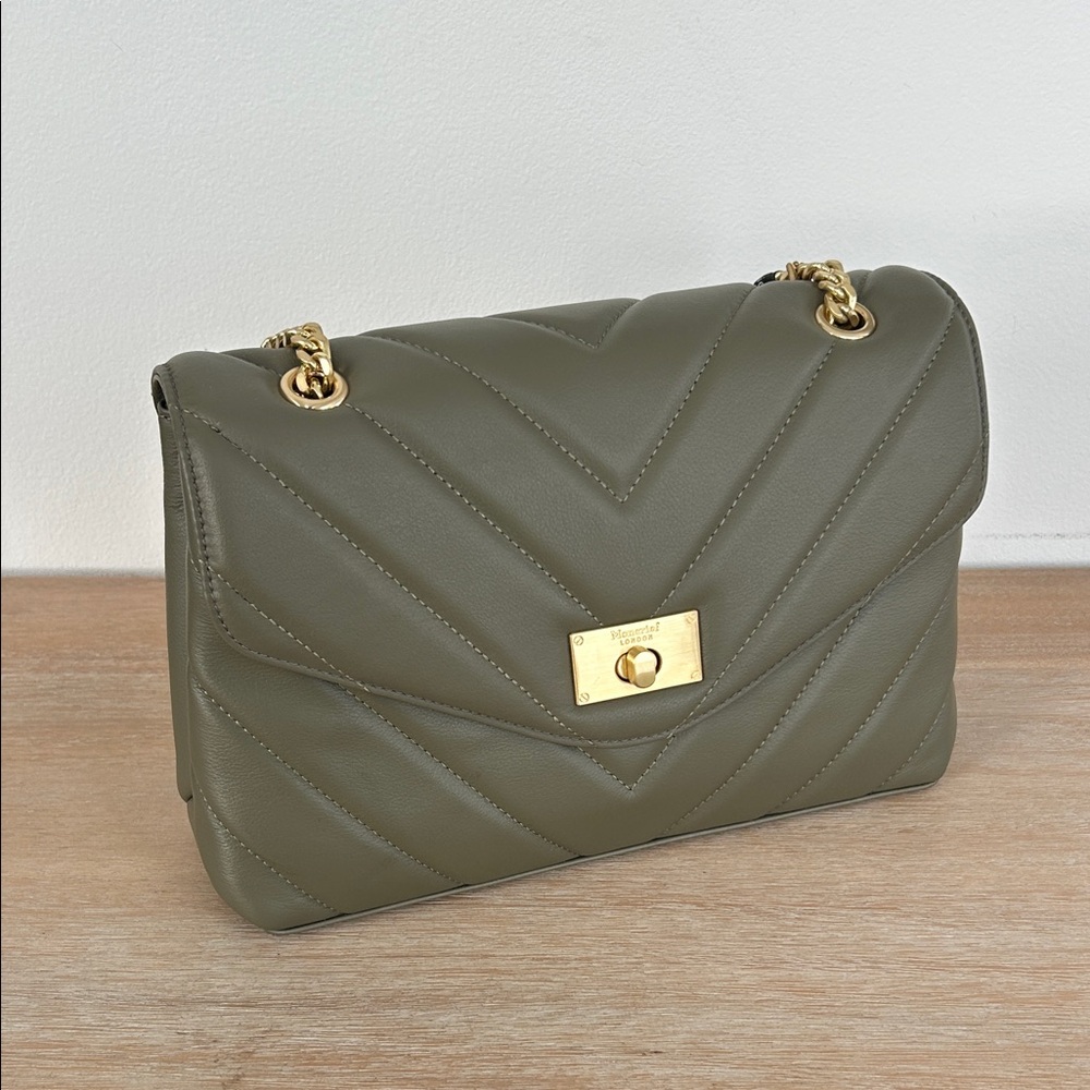 NWT Moncrief London Taupe Khaki Leather Cathryn Quilted Gold Chain Strap Bag